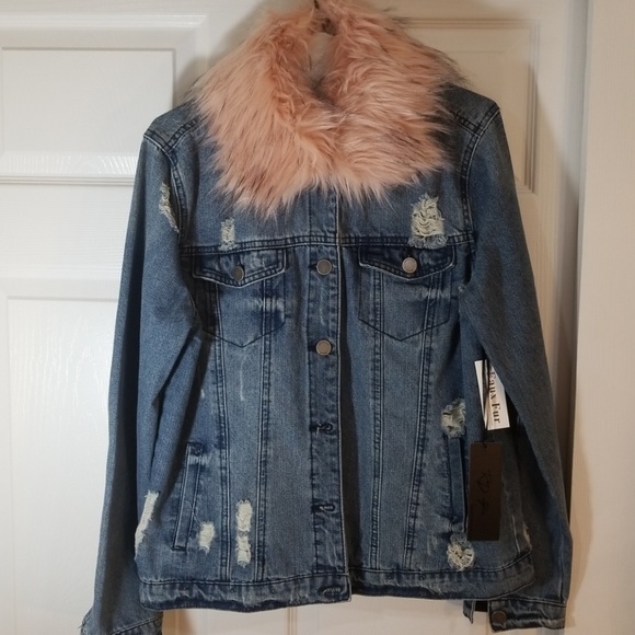 Distressed Jean Jacket w/Pink Faux Fur Collar NWT - Picture 2 of 5
